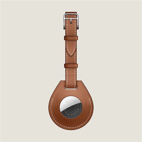 airtag hermes luggage tag.